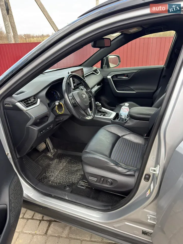 Toyota Rav4 2019 photo 3