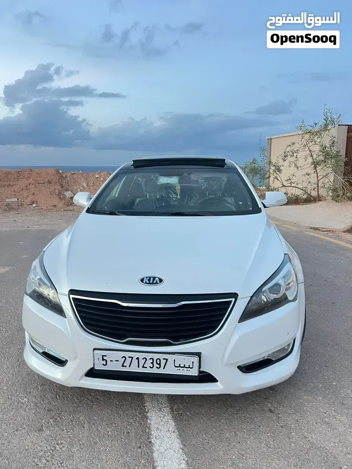 Kia Cadenza 2012 photo 4