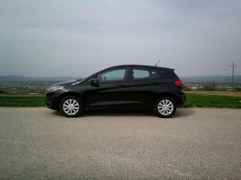 Ford Fiesta 2022 photo 2