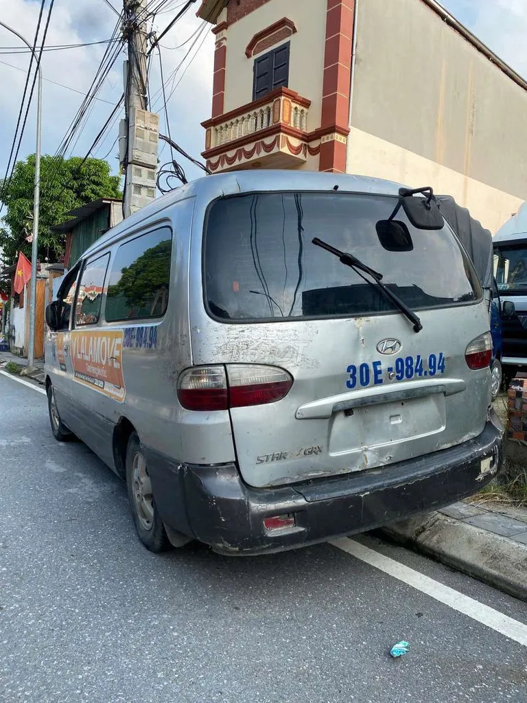 Hyundai Starex 2006 photo 2