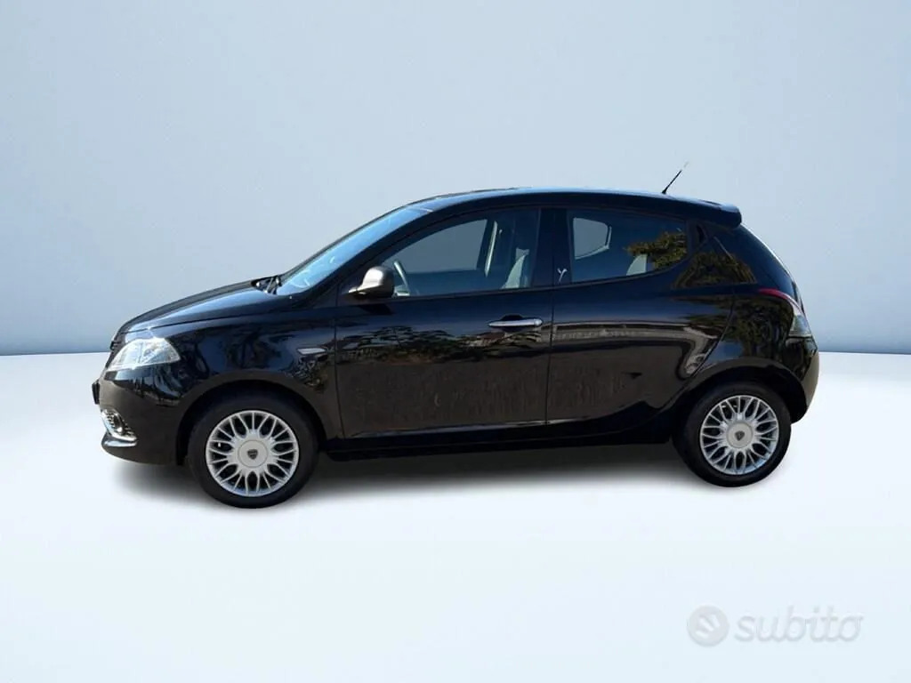 Lancia Ypsilon 2016 photo 4