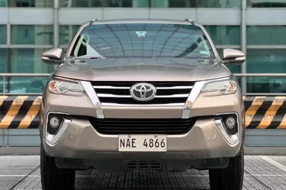 Toyota Fortuner 2017 photo 2