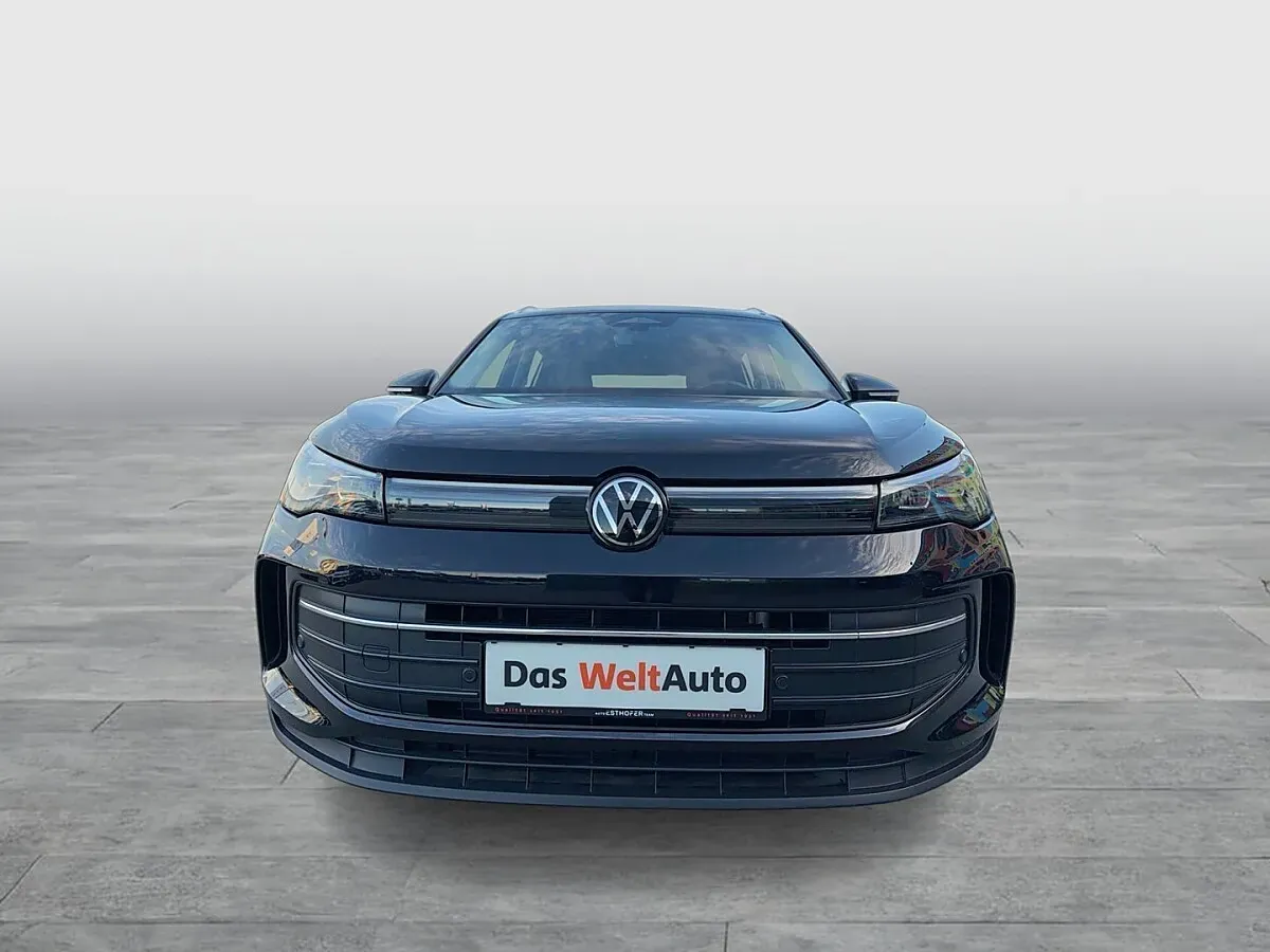 Volkswagen Tiguan 2024 photo 2