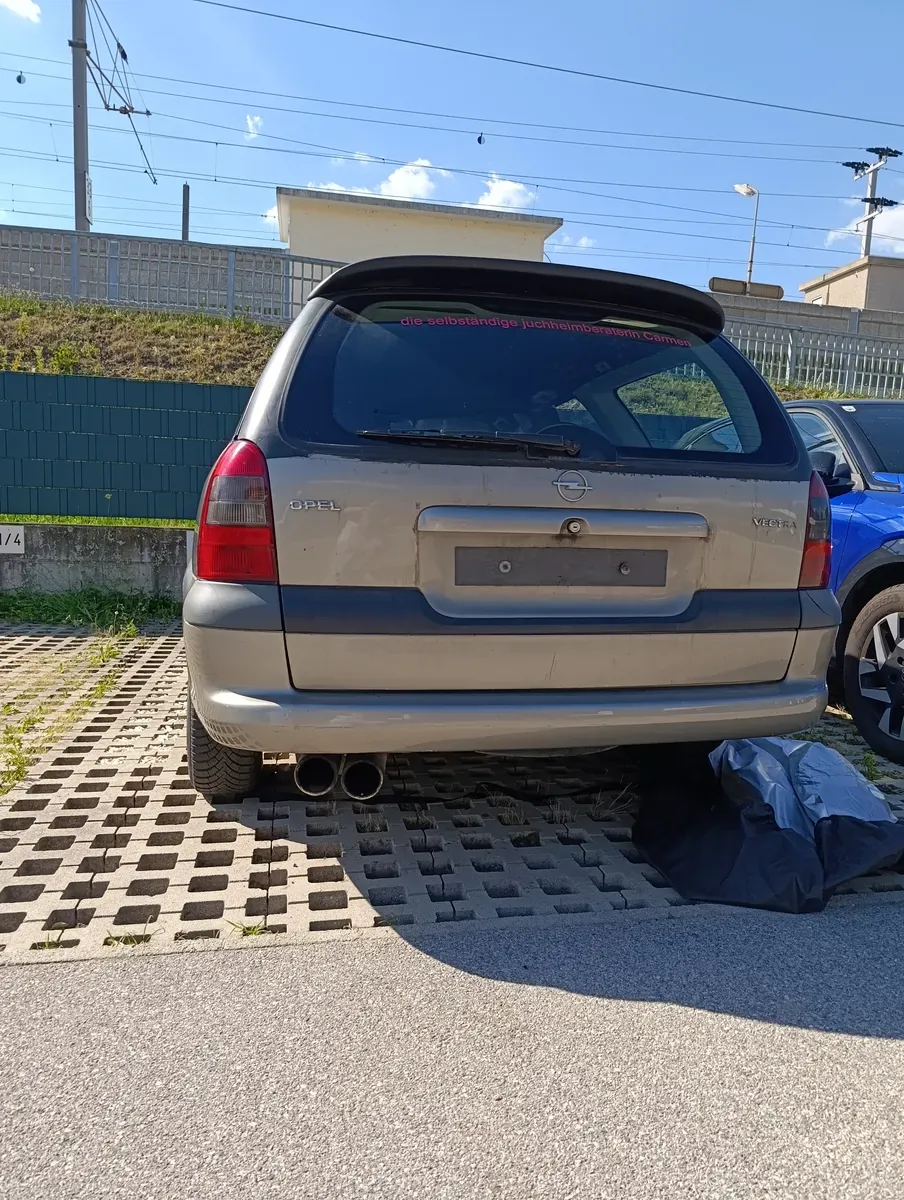 Opel Vectra 1997 photo 2