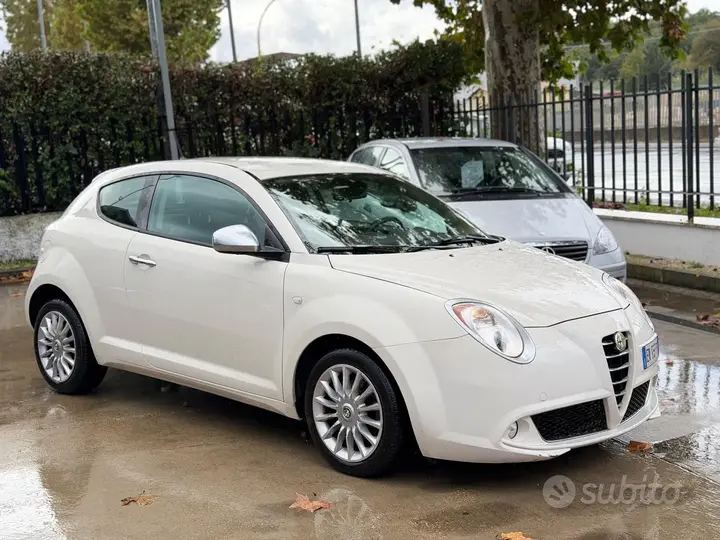 Alfa Romeo Mito 2013 photo 3