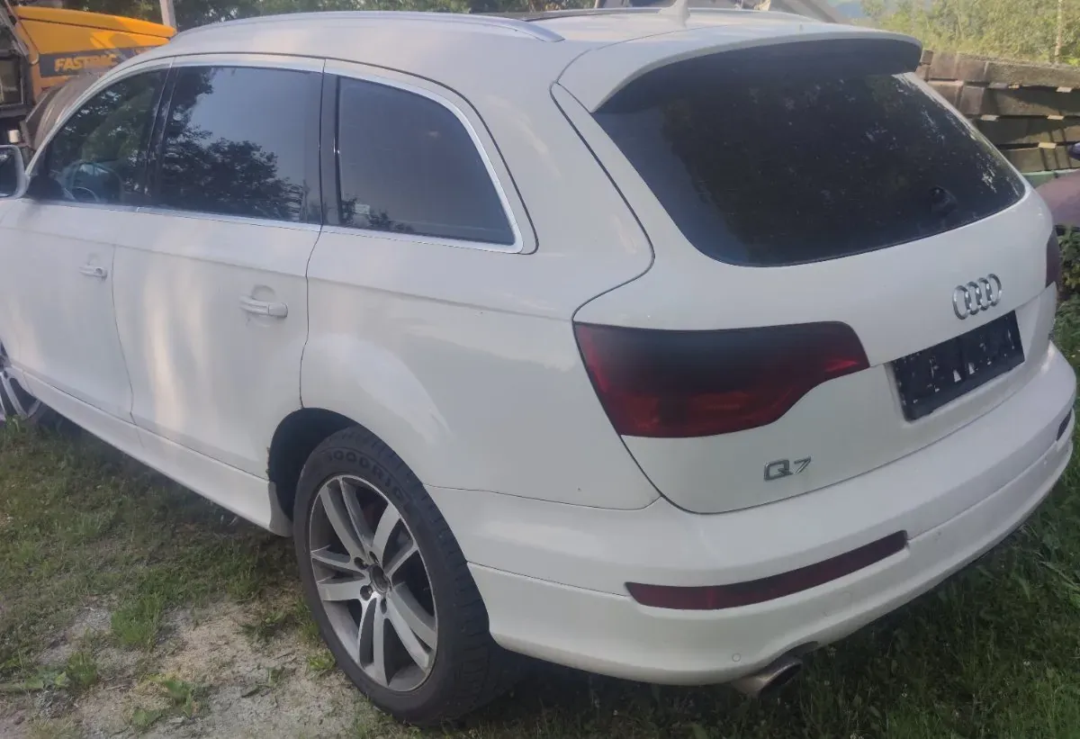 Audi Q7 2007 photo 3