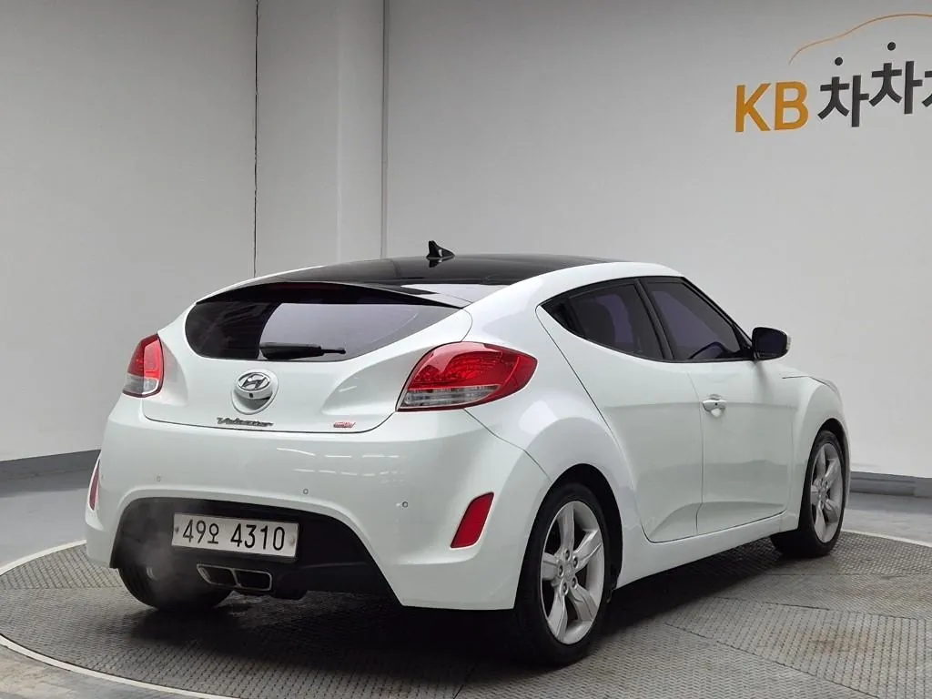 Hyundai Veloster 2012 photo 3