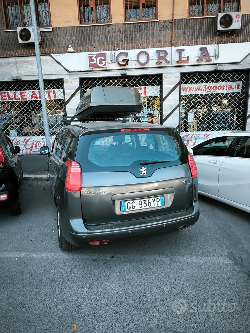 Peugeot 5008