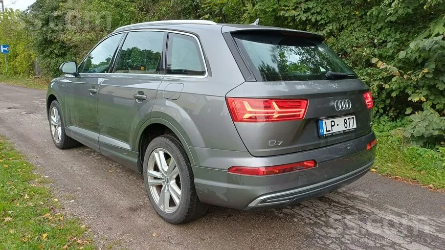 Audi Q7 2016 photo 5