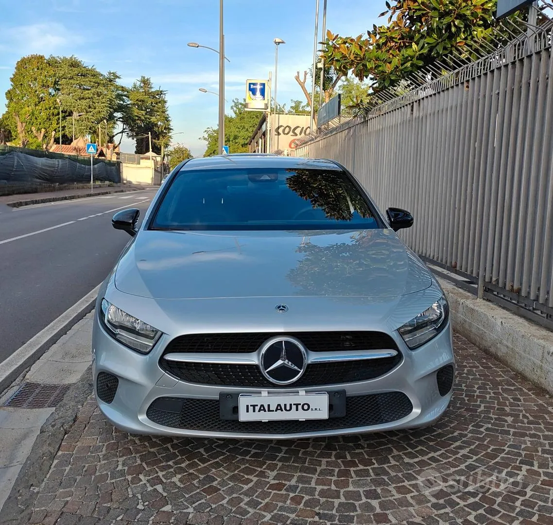 Mercedes-Benz A 200 2021 photo 3