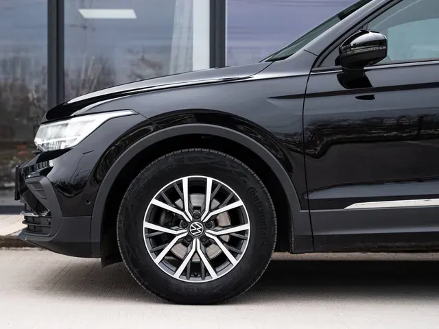 Volkswagen Tiguan 2021 photo 3