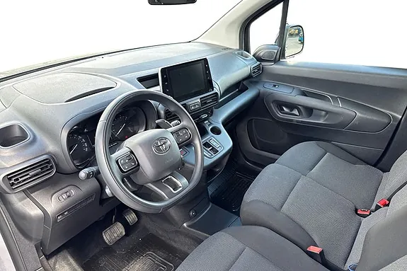 Toyota Proace City 2024 photo 5