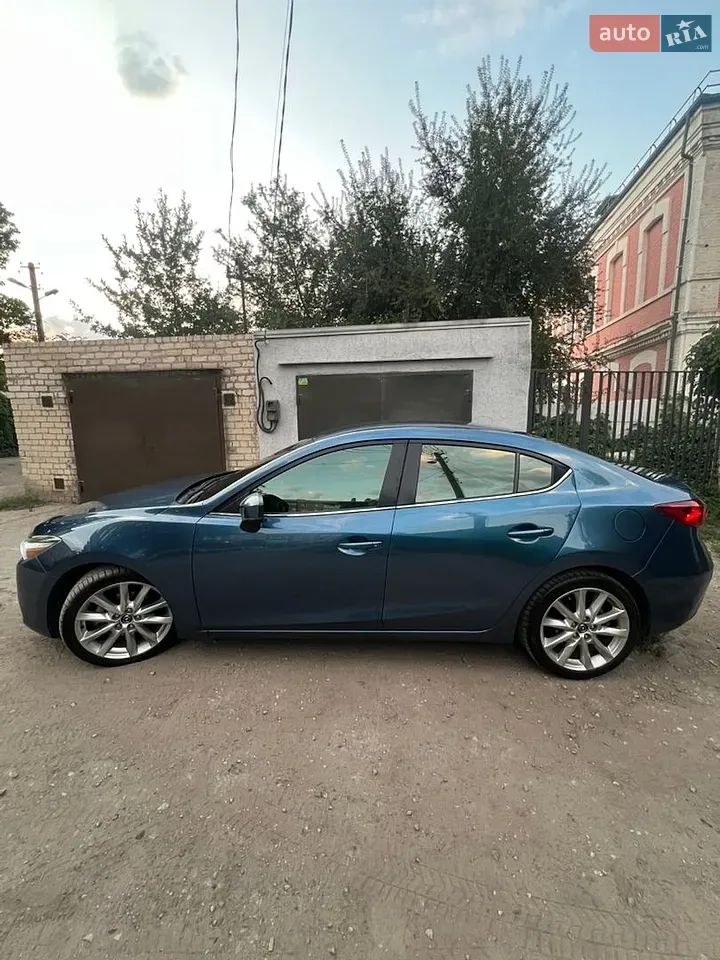 Mazda 3 2016 photo 3