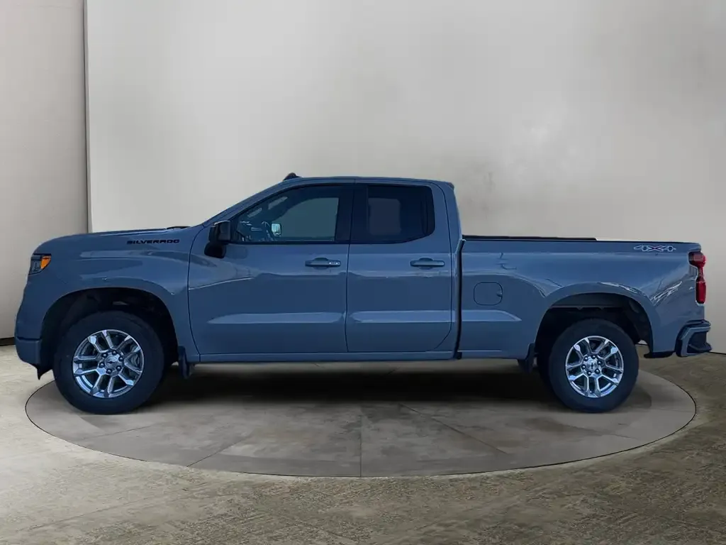 Chevrolet Silverado 1500 2025 photo 2