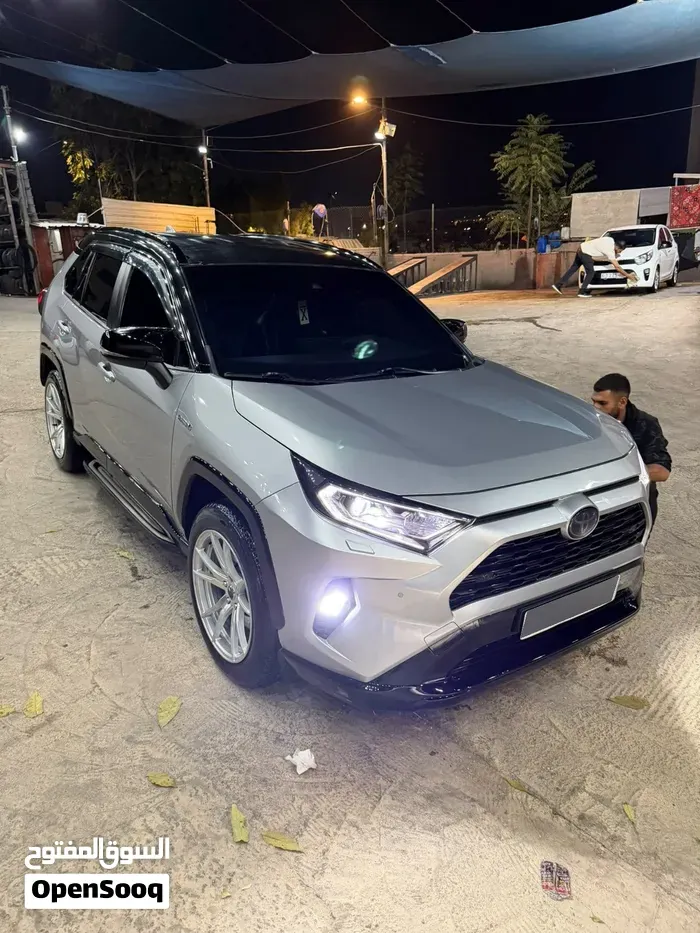 Toyota Rav 4