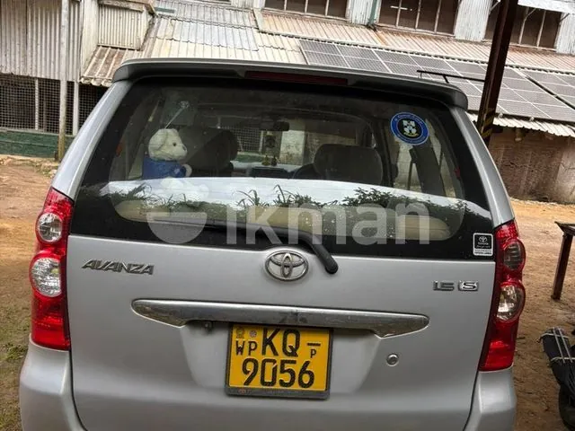 Toyota Avanza 2011 photo 2