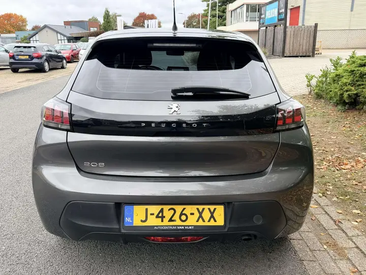 Peugeot 208 2020 photo 4