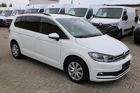 Volkswagen Touran 2020 photo 2