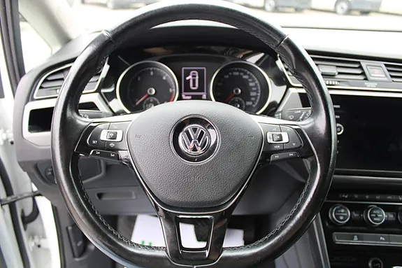 Volkswagen Touran 2020 photo 4