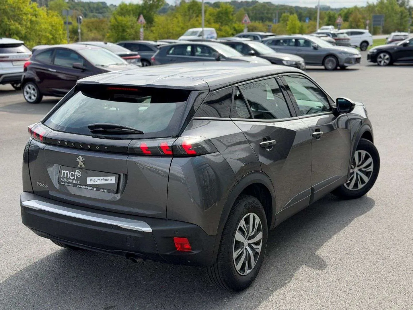 Peugeot 2008 2021 photo 4