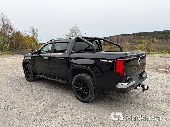 Volkswagen Amarok 2023 photo 2