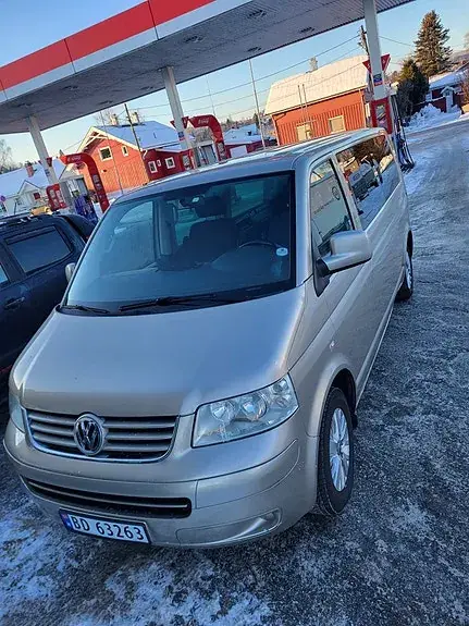 Volkswagen Transporter 2009 photo 2