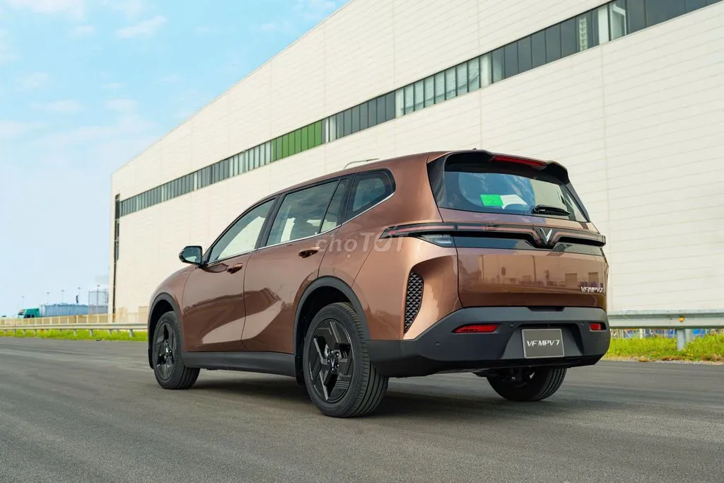 Vinfast Mpv 7 2026 photo 2