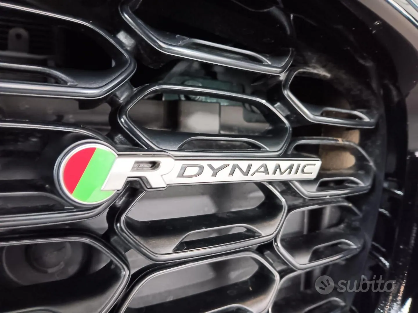 Jaguar F-Type 2024 photo 5