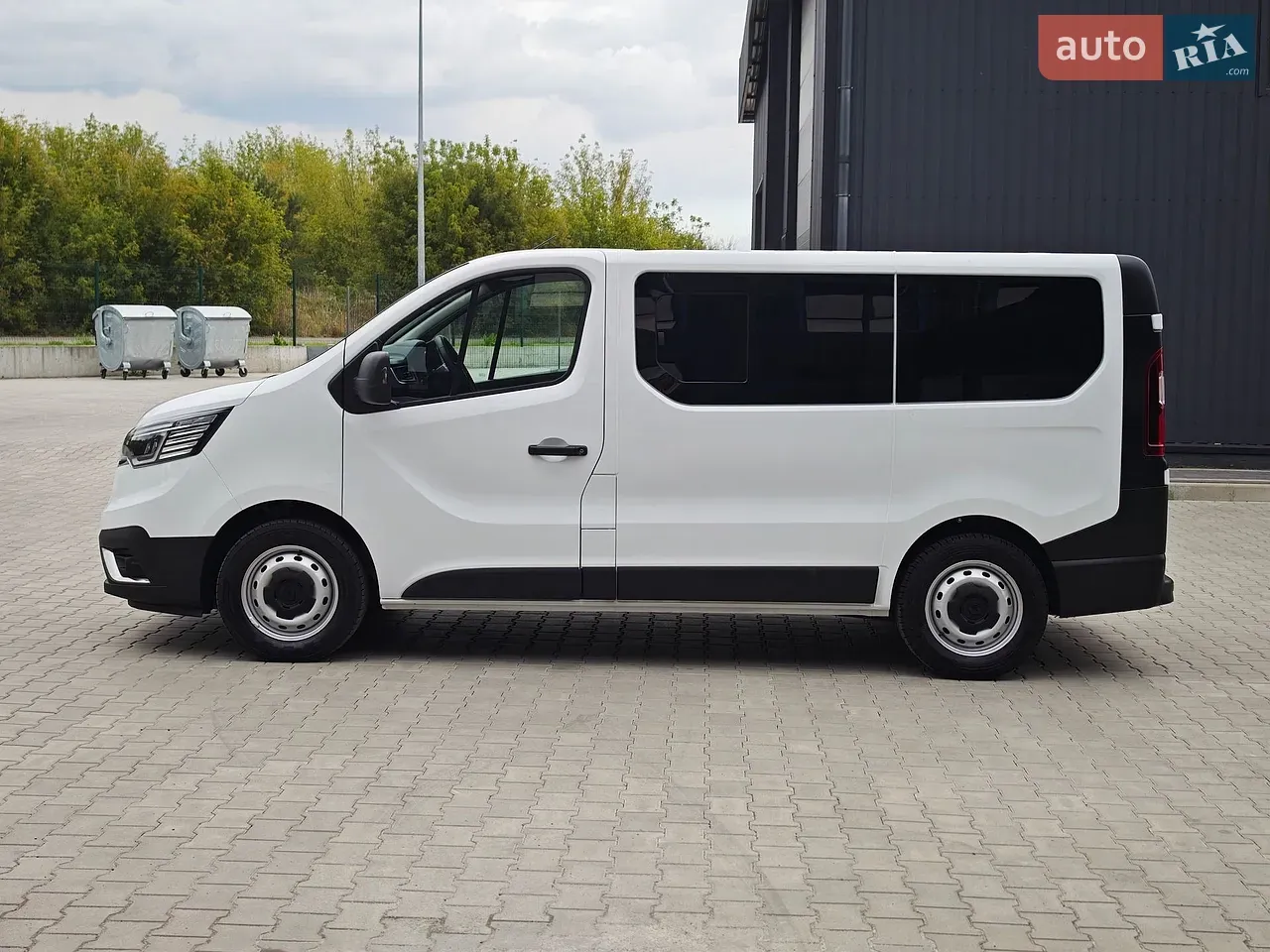 Renault Trafic 2022 photo 5