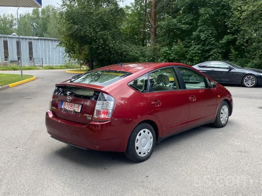 Toyota Prius 2004 photo 5