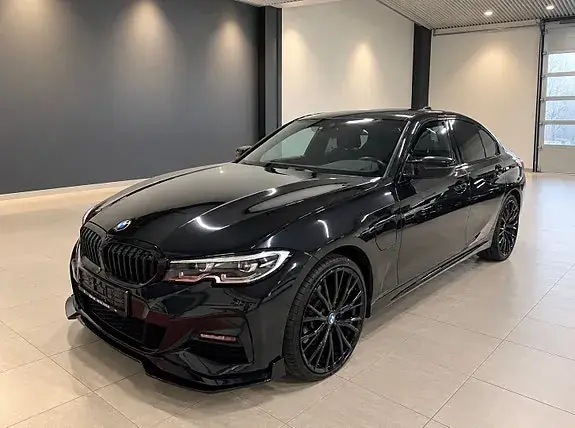 BMW 330E