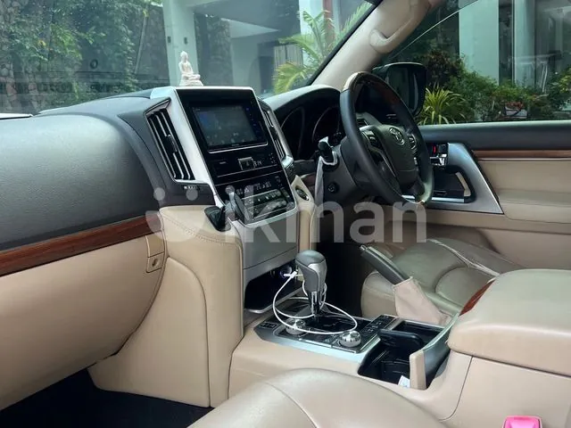 Toyota Land Cruiser 2015 photo 3