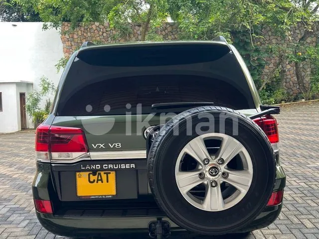 Toyota Land Cruiser 2015 photo 2
