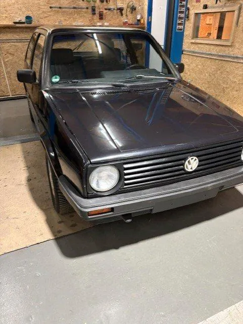 Volkswagen Golf 2