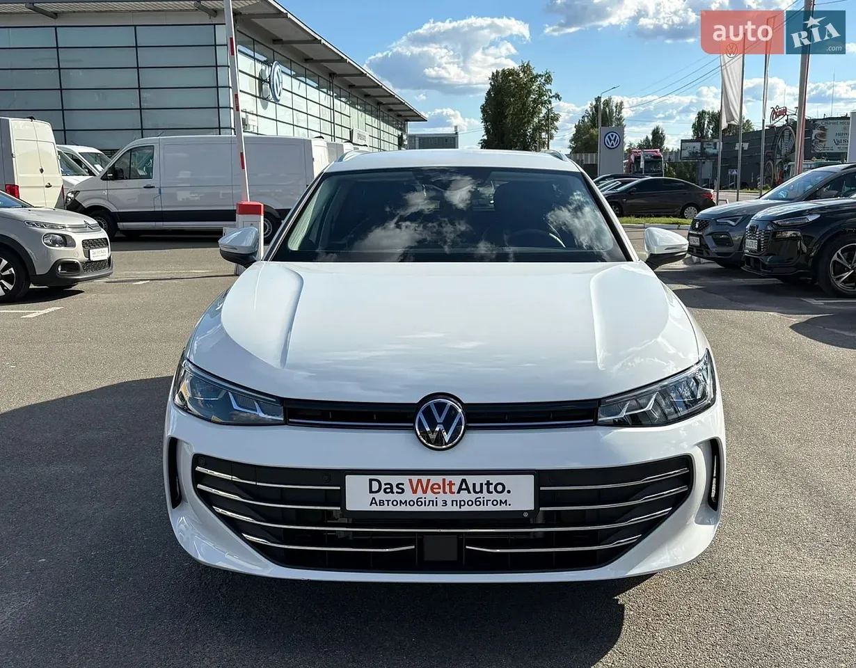 Volkswagen Passat 2025 photo 3