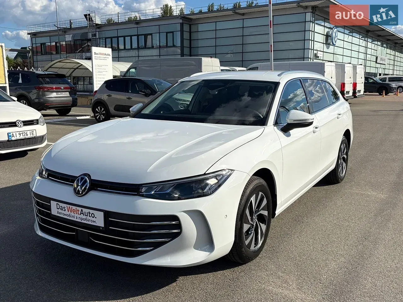 Volkswagen Passat 2025 photo 2