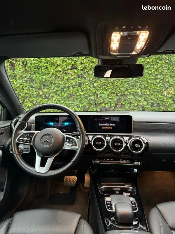 Mercedes-Benz A-Class 2019 photo 3