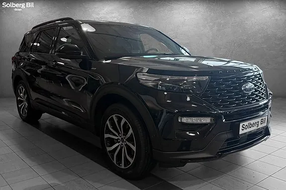 Ford Explorer 2022 photo 3