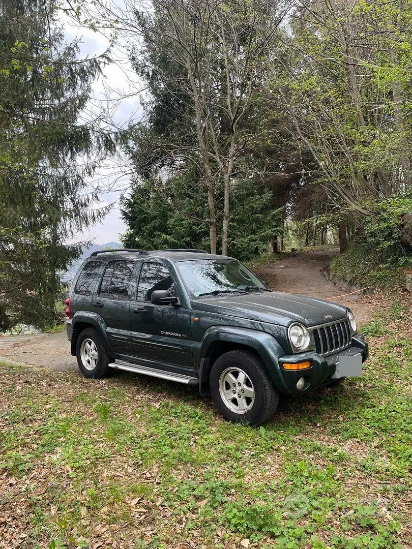 Jeep Cherokee 2003 photo 5