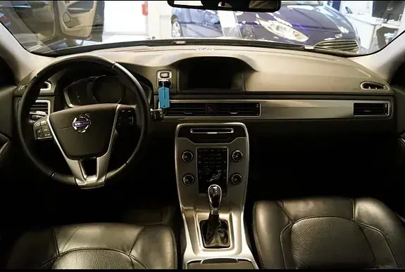 Volvo V70 2014 photo 4
