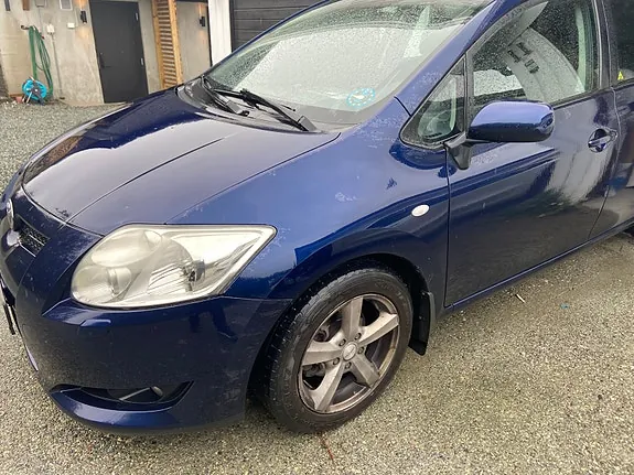 Toyota Auris 2007 photo 4