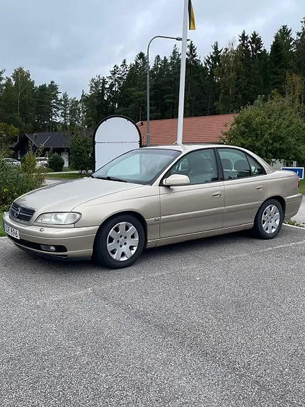 Opel Omega