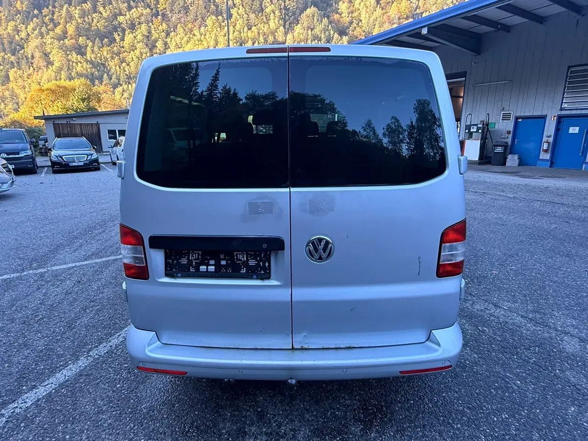 Volkswagen Caravelle 2013 photo 3
