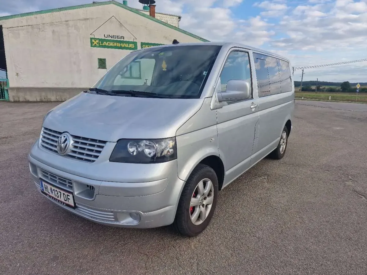Volkswagen Caravelle