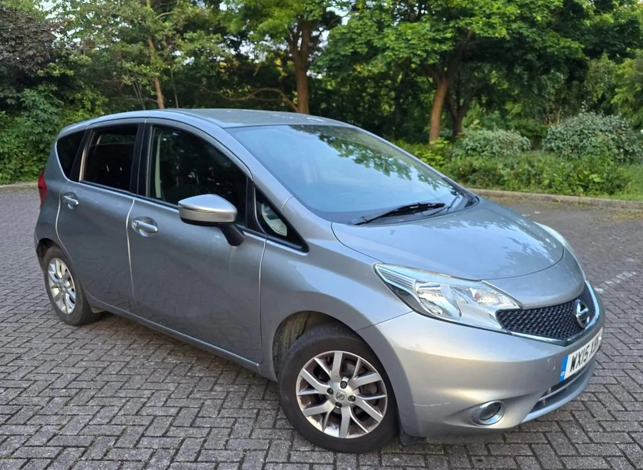 Nissan Note 2015 photo 2