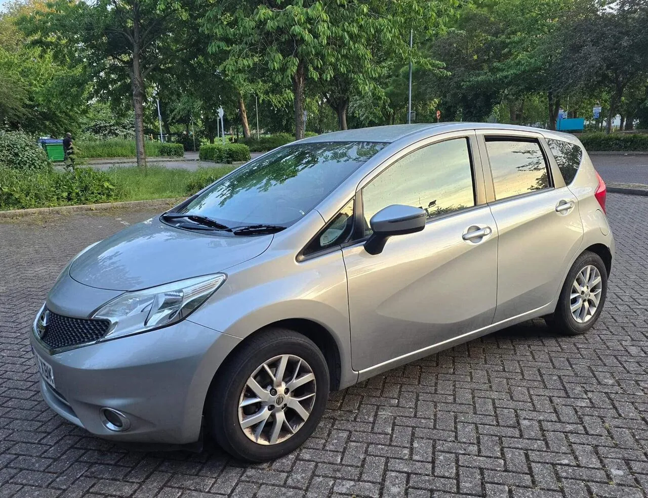 Nissan Note 2015 photo 4