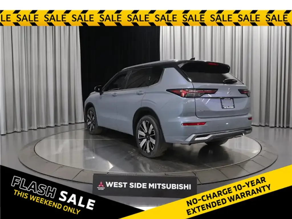Mitsubishi Outlander 2026 photo 3