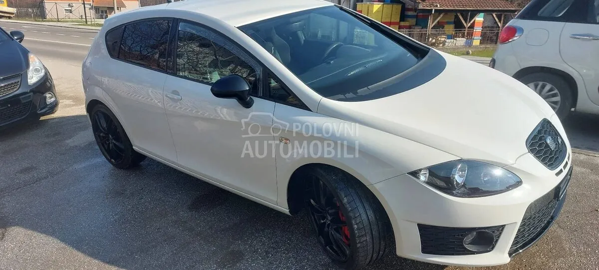 Seat Leon 2009 photo 2