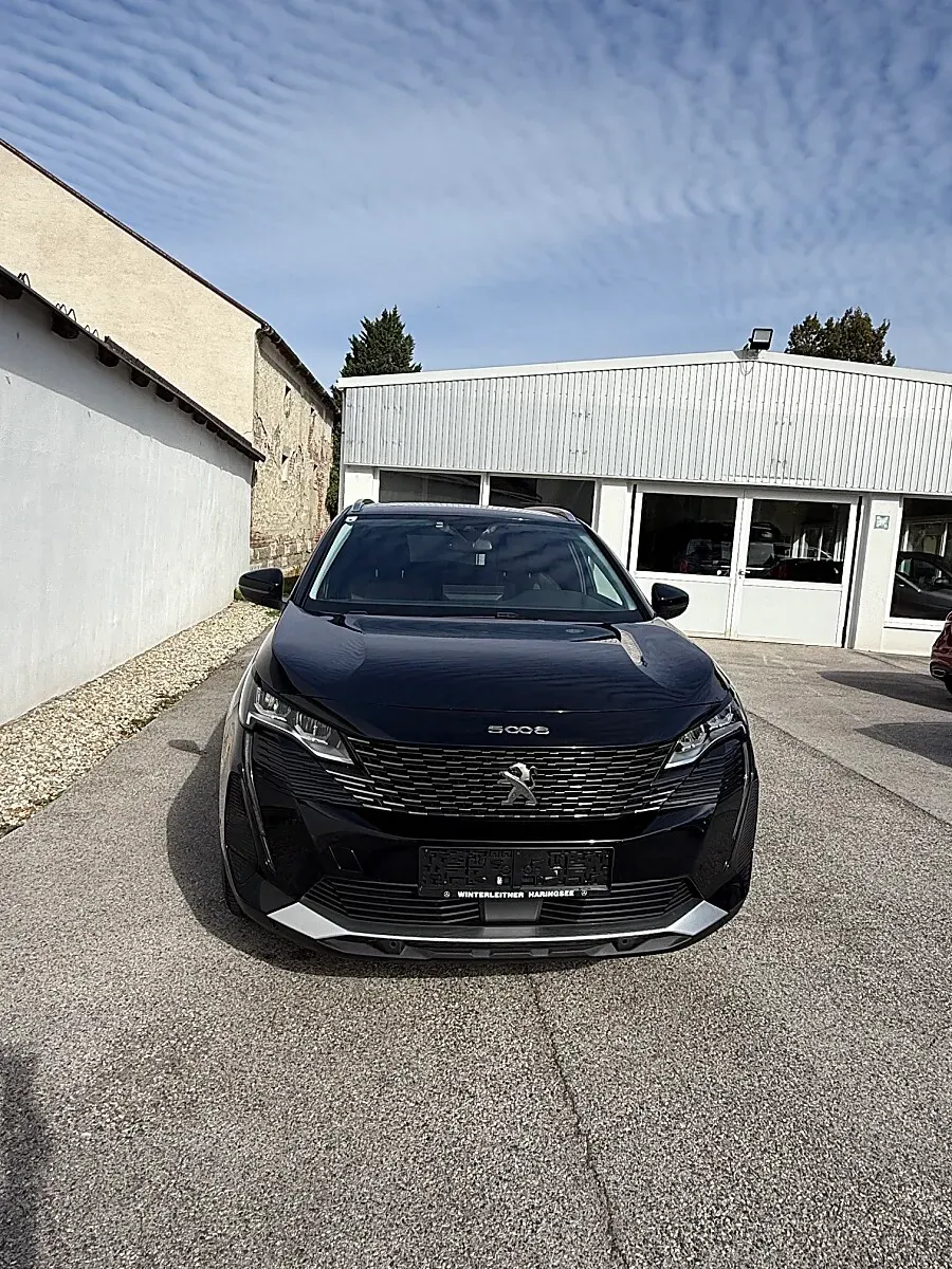 Peugeot 5008 2023 photo 3