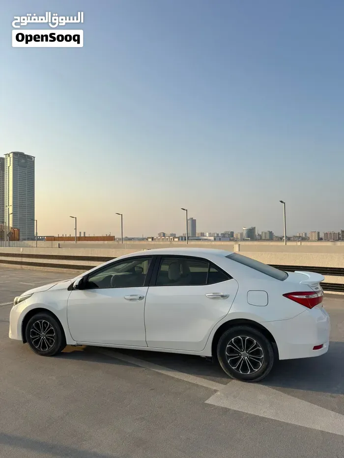 Toyota Corolla 2015 photo 2